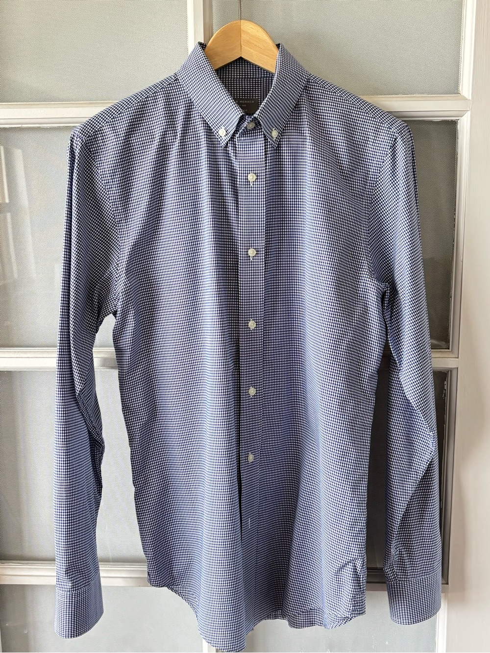 Club Monaco Men's Micro-Check Button-Down Shirt in Blue and White